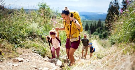 10 Hiking Tips for Beginners | MtnScoop