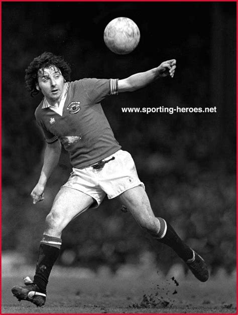 Mickey THOMAS - Biography of his football career at Man Utd ...