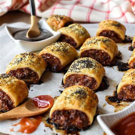 Australian Sausage Rolls with cheese and bacon | Marcellina In Cucina