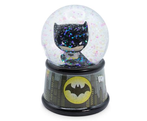 Batman Chibi Light Up 2 Inch Collectible Snow Globe - ToyHo.com