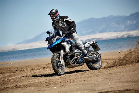 La nueva BMW R 1200 GS, la motocicleta doble propósito para viajes, más vendida en todo el mundo ...