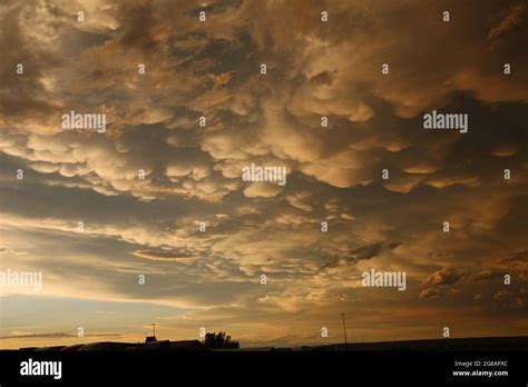 Mammatus clouds at sunset - South Dakota Stock Photo - Alamy