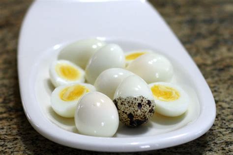 Hard-Boiled Quail Eggs