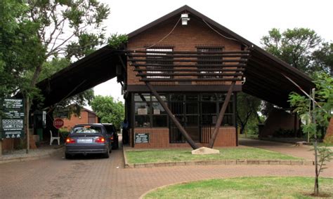 Gauteng, Pretoria: Derdepoort Recreation Resort - Caravan & Outdoor Life