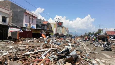 Red Cross Helps after Powerful Quake, Tsunami Hit Sulawesi, Indonesia