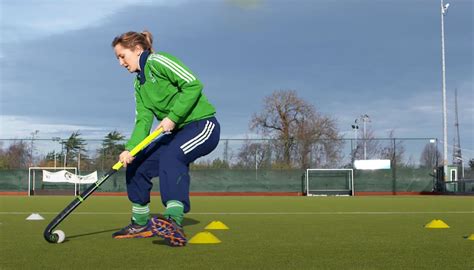 Hockey Drill: Face Forward Square - Improve your ball handling ability