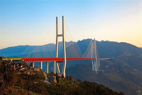 China's Beipanjiang Bridge gives 'primeval' surroundings to guests ...