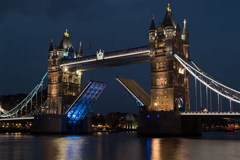 Tower Bridge Exhibition в Лондоне