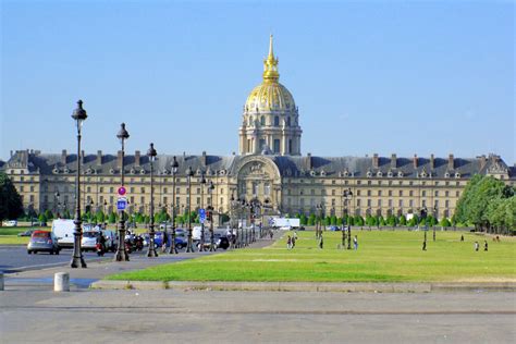 The prestigious Hôtel des Invalides in Paris - French Moments