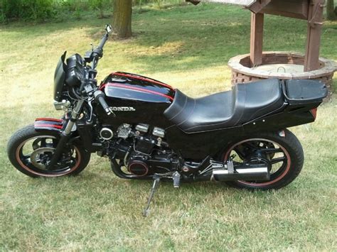 Honda V65 Sabre custom | Honda sabre, Classic motorcycles, Kawasaki vulcan