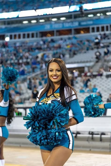 Jacksonville Jaguars Cheerleaders | Professional cheerleaders, Cheerleading, Nfl cheerleaders