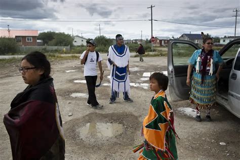 Attawapiskat: Re-examining a Community Through Photos | Pulitzer Center