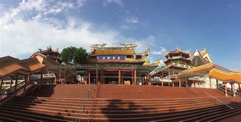 Kong Meng San Phor Kark See Monastery; Singapore | Moonlit