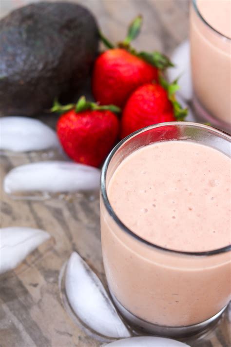 Strawberry Avocado Smoothies – Daily Dish Recipes