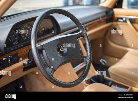 Detail of the luxurious interior of a classic Mercedes Benz W126 280 SE ...