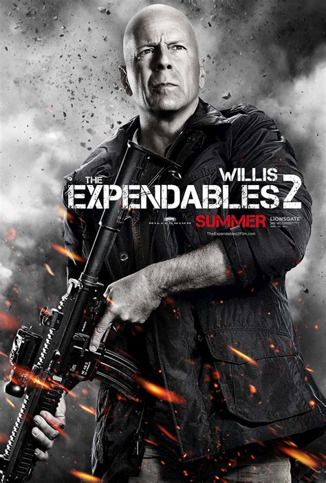 MOVIE HYPE SA: EXPENDABLES 2 (Posters)