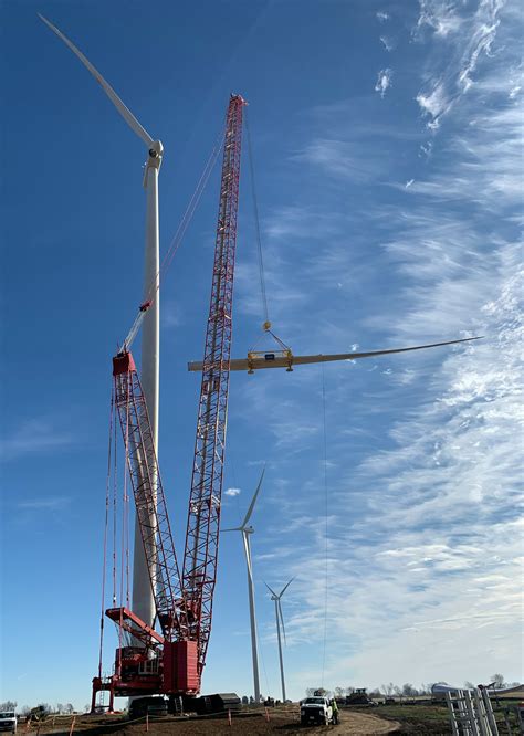 Manitowoc Crawler Cranes Install Turbines With Minimal Undercarriage Wear | For Construction Pros