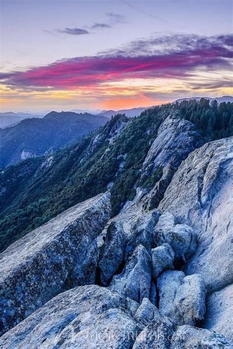 Moro Rock at Sequoia National Park | Sequoia national park california, Sequoia national park ...