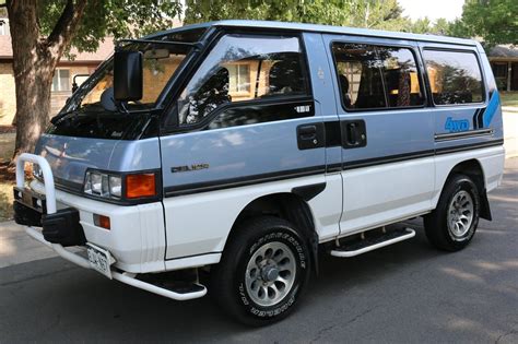 1990 Mitsubishi Delica Star Wagon Exceed 4WD for Sale - Cars & Bids