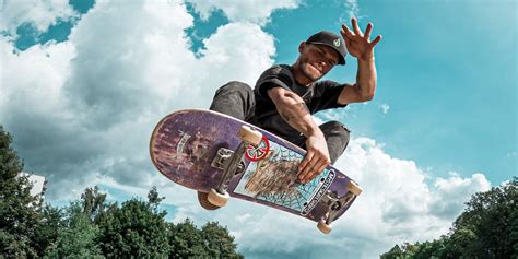 15 Essential Easy Skateboard Tricks for Beginners | ReviewThis