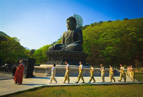 Templestay Becomes One Of The Hottest Tour Programs Among Travelers