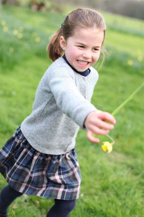 Royal Family Around the World: Princess Charlotte of Cambridge new ...