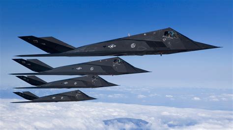 Next generation ‘Star Trek’ US stealth airforce are bat-shaped bombers ...