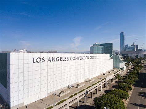 Los Angeles Convention Center - Sto Corp.