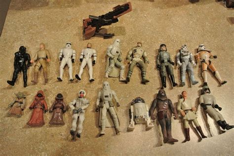 90's Star Wars Figures Lot Yoda Chewbaka Storm Trooper Kenner | Star wars figures, Kenner, 90s stars