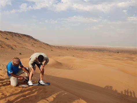 Sandboarding Dubai 2025 • Ultimate Desert Adventure