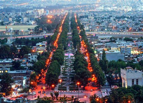 Isn't it beautiful? A vista of Kermanshah city, #Iran منظر من محافظة كرمانشاه، ايران | Paris ...