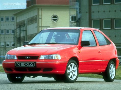 Daewoo Nexia I 1994 - 2008 Hatchback 3 door :: OUTSTANDING CARS