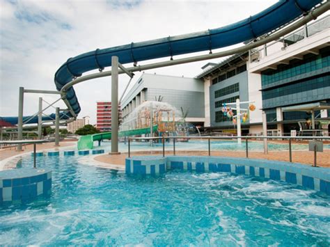 Jurong West Swimming Complex - Swimming Complex