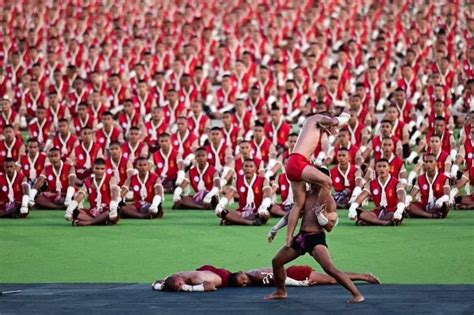 PHOTOS: Officially amazing! New Muay Thai wai kru Guinness World Record ...