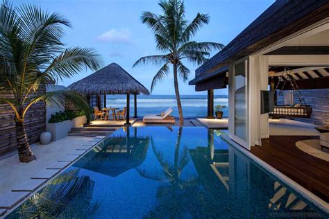 This Private Island Resort in the Maldives Is Reopening After a ...