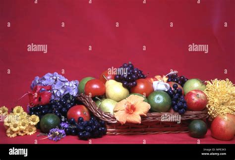 basket of tropical fruits Stock Photo - Alamy