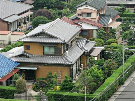 Japan Houses - A Look at Current and Traditional Japanese Homes