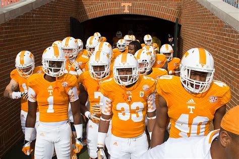 Tennessee Football: Gallery From Vols' 38 6 Victory Vs. Bowling Green ...