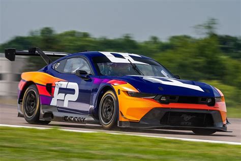 Ford reveals driver line-up for factory IMSA GTD Pro effort