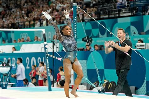 Simone Biles injury update: What we know about tweaked calf