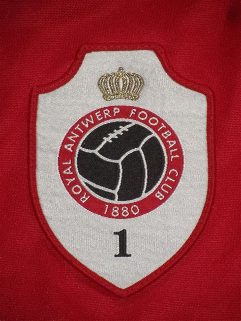 Royal Antwerp 2004-05 Home Kit