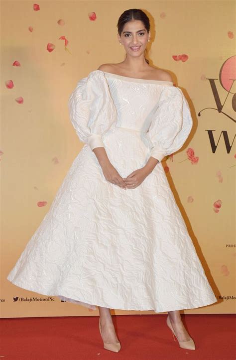 Veere Di Wedding trailer launch: Here's how chic Sonam Kapoor and ...