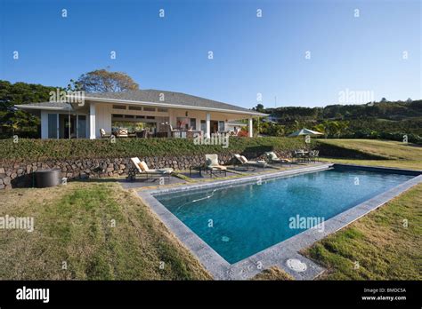 Luxury Home in Hawaii Stock Photo - Alamy