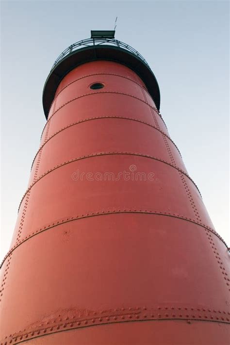 Milwaukee Lighthouse. stock photo. Image of scene, coastline - 24947594