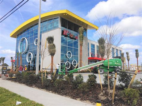 World's Largest McDonald's Is Ready To Reopen On I-Drive - Orlando ...