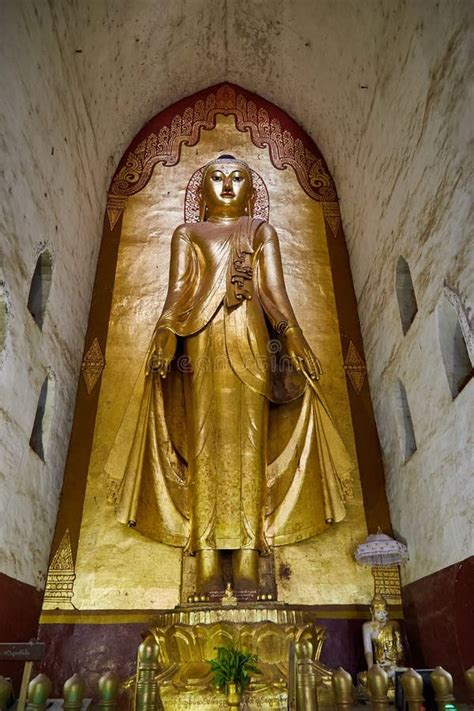 Buddha Inside Ananda Temple, Bagan Stock Image - Image of burma, building: 94070149