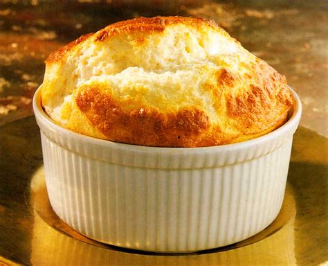 French Food: Goat's Cheese Soufflè (Fromage de Chèvre) - RecipeMatic