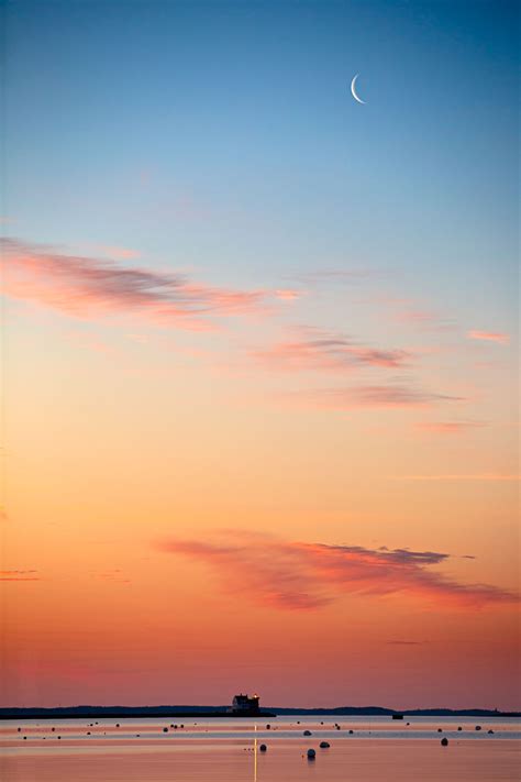 Rockland Sunrise with Crescent Moon – Jim Dugan