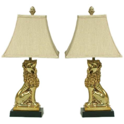 Lion Table Lamps - 25 For Sale on 1stdibs