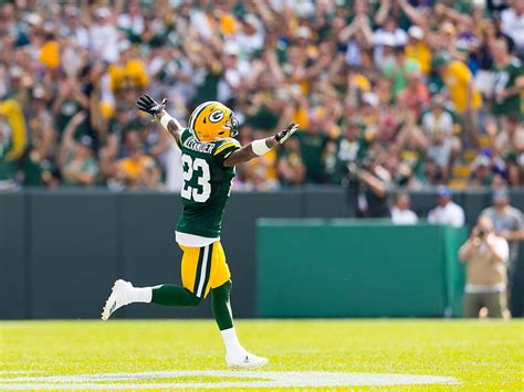 Bill Belichick is impressed by Jaire Alexander, Packers' young playmakers - Pats Pulpit HD ...